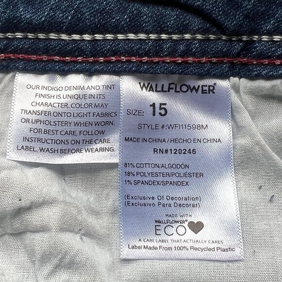 Wallflower Women's Blue Jeans - Picture 3 of 8